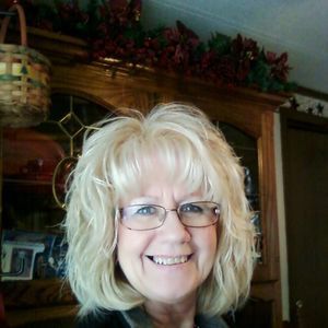 Meet your Posher, Iris